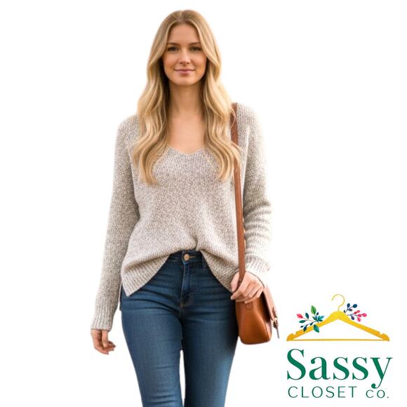 LOFT Sweaters - LOFT Brown White Marled Boucle Knit V-Neck Sweater M Relaxed Fit 469417